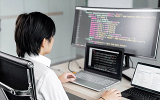 偃师 ,php声明和调用变量的符号是什么？